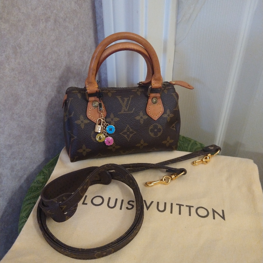Louis Vuitton Mini Speedy Crossbody with Strap
